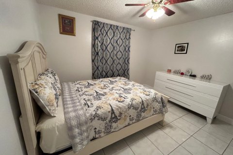 Casa en venta en North Lauderdale, Florida, 3 dormitorios, 137.12 m2 № 2254474 - foto 15