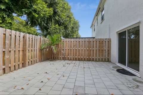 Купить кондоминиум в Хомстед, Флорида 3 спальни, 137.77м2, № 1785703 - фото 18