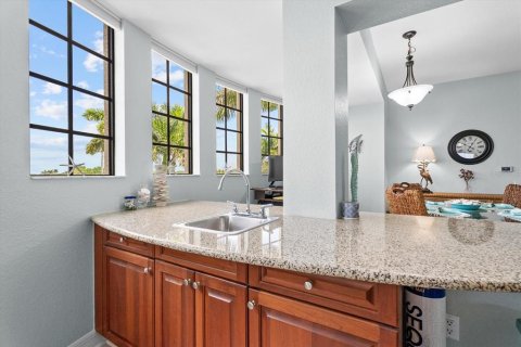 Condominio en venta en Punta Gorda, Florida, 3 dormitorios, 170.75 m2 № 2157510 - foto 15