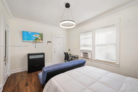Copropriété à vendre à Coral Gables, Floride: 32.61 m2 № 1968931 - photo 4