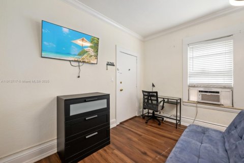 Copropriété à vendre à Coral Gables, Floride: 32.61 m2 № 1968931 - photo 6