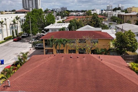 Immobilier commercial à vendre à Miami, Floride № 2171266 - photo 10