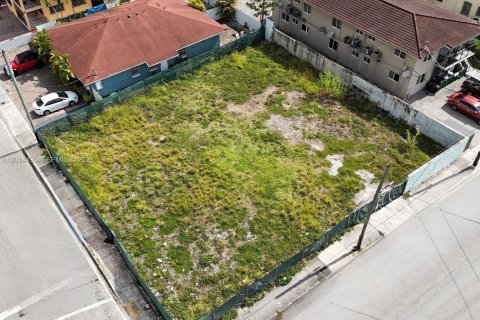 Immobilier commercial à vendre à Miami, Floride № 2171266 - photo 3