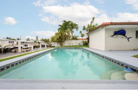 Villa ou maison à louer à Fort Lauderdale, Floride: 3 chambres, 126.72 m2 № 2087983 - photo 5