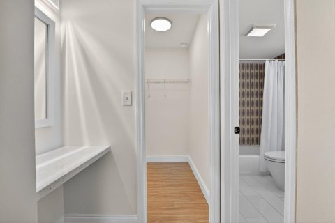 Condo in Boca Raton, Florida, 2 bedrooms № 2088366 - photo 19