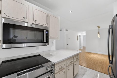Condo in Boca Raton, Florida, 2 bedrooms № 2088366 - photo 16