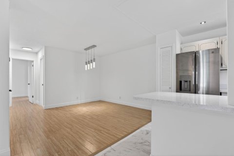 Condo in Boca Raton, Florida, 2 bedrooms № 2088366 - photo 11