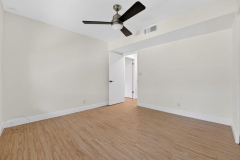 Condo in Boca Raton, Florida, 2 bedrooms № 2088366 - photo 21
