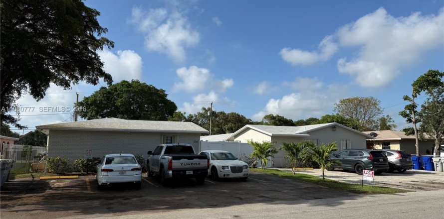 Immobilier commercial à Pompano Beach, Floride 264.49 m2 № 2079793
