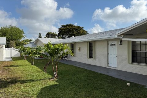 Immobilier commercial à vendre à Pompano Beach, Floride: 264.49 m2 № 2079793 - photo 13