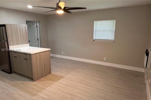 Immobilier commercial à vendre à Pompano Beach, Floride: 264.49 m2 № 2079793 - photo 30