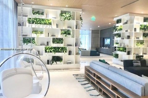 Купить кондоминиум в Майами, Флорида 1 спальня, 68.56м2, № 2014275 - фото 27