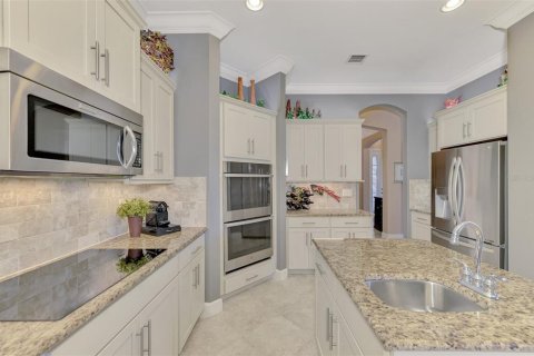 House in Port Charlotte, Florida 4 bedrooms, 297.84 sq.m. № 1718494 - photo 23