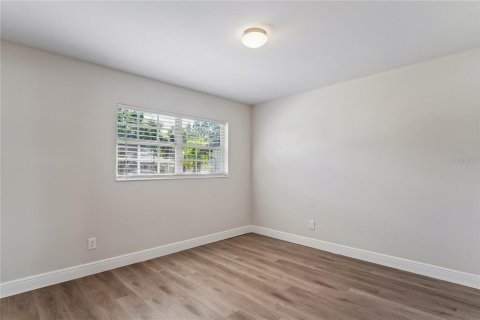 Villa ou maison à vendre à Tampa, Floride: 4 chambres, 163.04 m2 № 2429447 - photo 16