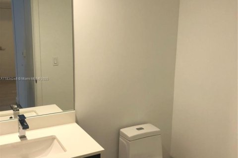 Купить кондоминиум в Майами, Флорида 1 спальня, 63.55м2, № 2013332 - фото 12