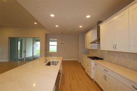 Casa en venta en Apopka, Florida, 4 dormitorios, 280.75 m2 № 2237194 - foto 5