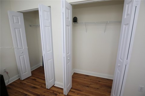 Купить кондоминиум в Майами, Флорида 2 спальни, 115.38м2, № 2155068 - фото 5