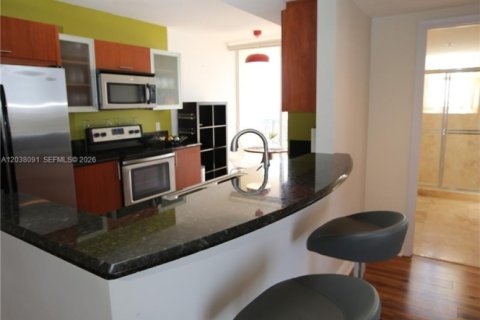 Купить кондоминиум в Майами, Флорида 2 спальни, 115.38м2, № 2155068 - фото 3