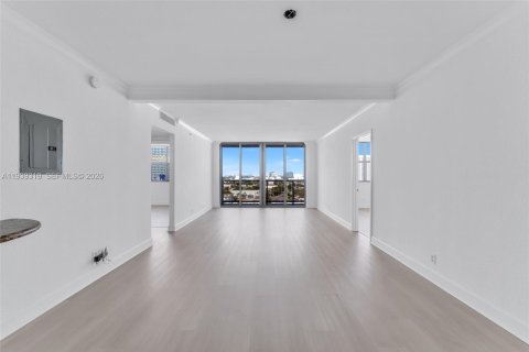 Copropriété à louer à Miami Beach, Floride: 2 chambres, 120.68 m2 № 1999038 - photo 9