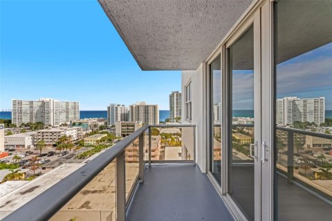 Copropriété à louer à Miami Beach, Floride: 2 chambres, 120.68 m2 № 1999038 - photo 4