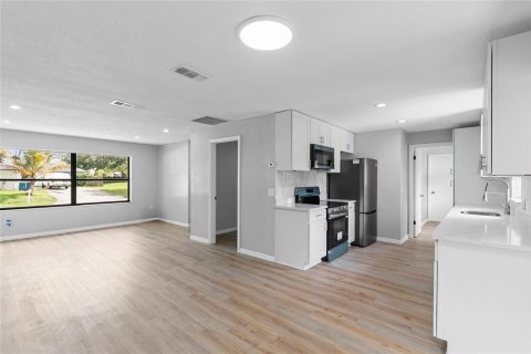 Casa en venta en Palm Bay, Florida, 3 dormitorios, 157 m2 № 1838834 - foto 5