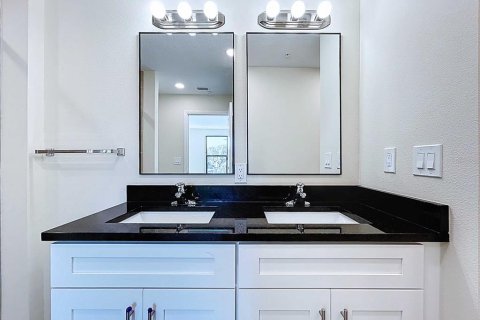 Touwnhouse à vendre à Tampa, Floride: 3 chambres, 161.37 m2 № 2219546 - photo 22