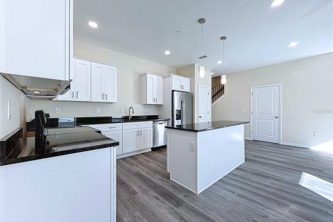 Touwnhouse à vendre à Tampa, Floride: 3 chambres, 161.37 m2 № 2219546 - photo 8