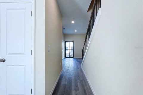 Touwnhouse à vendre à Tampa, Floride: 3 chambres, 161.37 m2 № 2219546 - photo 16