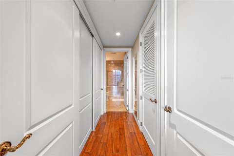 Condo in Orlando, Florida, 1 bedroom  № 1374727 - photo 10