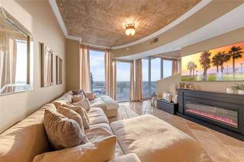 Condo in Orlando, Florida, 1 bedroom  № 1374727 - photo 8