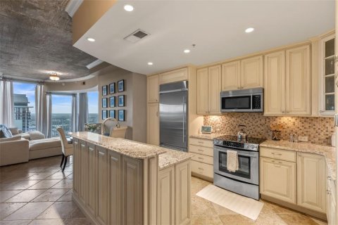 Condo in Orlando, Florida, 1 bedroom  № 1374727 - photo 3