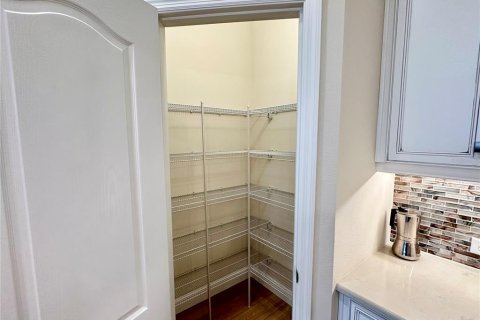 Снять в аренду виллу или дом в Сарасота, Флорида 5 комнат, 172.89м2, № 1773561 - фото 12
