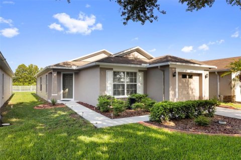 Villa ou maison à vendre à Land O' Lakes, Floride: 4 chambres, 134.34 m2 № 2221345 - photo 2