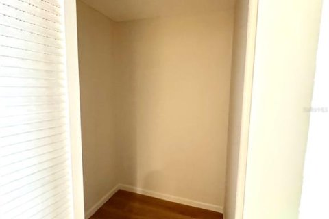 Casa en venta en Palm Harbor, Florida, 1 dormitorio, 75.62 m2 № 2235681 - foto 3
