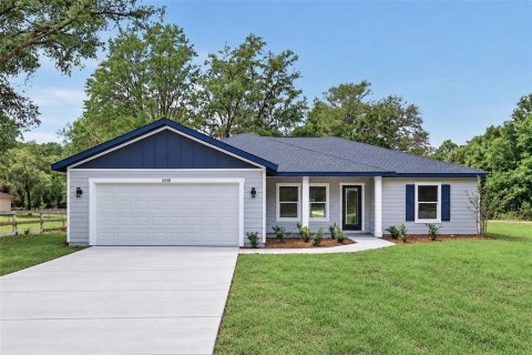 Villa ou maison à Ocklawaha, Floride 3 chambres, 146.41 m2 № 2402922
