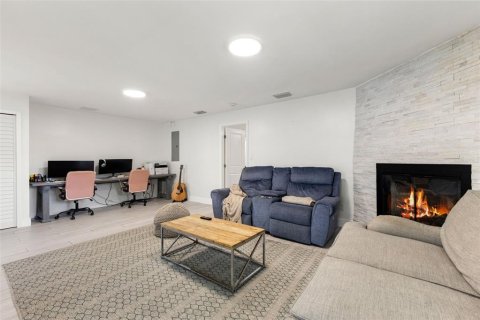 Villa ou maison à vendre à Tampa, Floride: 4 chambres, 243.31 m2 № 1911045 - photo 20