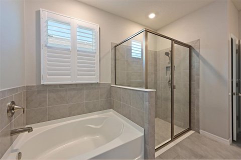 Casa en venta en Sarasota, Florida, 3 dormitorios, 189.99 m2 № 2232012 - foto 18