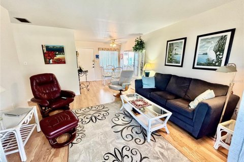 Condo in Bradenton, Florida, 2 bedrooms  № 1583154 - photo 2