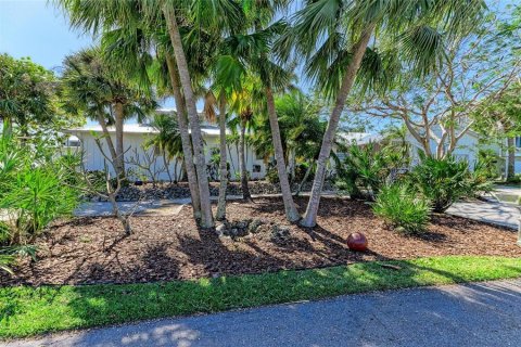 Villa ou maison à vendre à Punta Gorda, Floride: 4 chambres, 344.85 m2 № 1581806 - photo 8