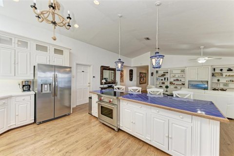 Villa ou maison à vendre à Punta Gorda, Floride: 4 chambres, 344.85 m2 № 1581806 - photo 22