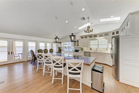 Villa ou maison à vendre à Punta Gorda, Floride: 4 chambres, 344.85 m2 № 1581806 - photo 19