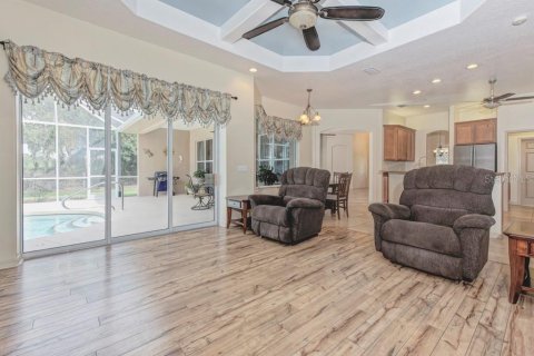 House in Palmetto, Florida 3 bedrooms, 221.66 sq.m. № 1403447 - photo 20