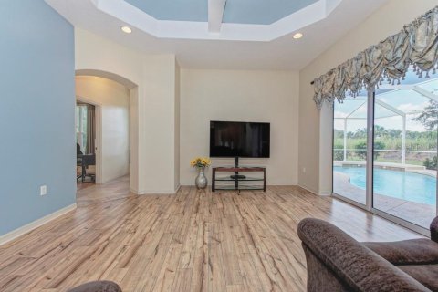 House in Palmetto, Florida 3 bedrooms, 221.66 sq.m. № 1403447 - photo 18
