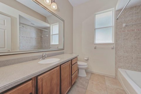 House in Palmetto, Florida 3 bedrooms, 221.66 sq.m. № 1403447 - photo 27