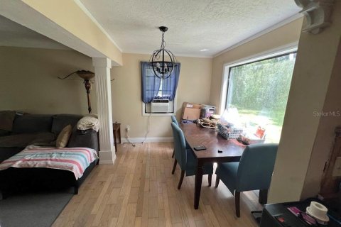 House in Bunnell, Florida 4 bedrooms, 209.4 sq.m. № 1912752 - photo 15