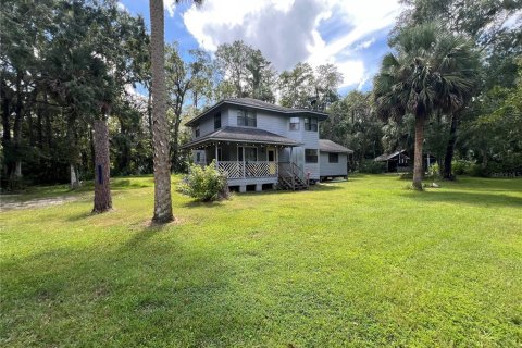 House in Bunnell, Florida 4 bedrooms, 209.4 sq.m. № 1912752 - photo 2