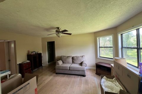 House in Bunnell, Florida 4 bedrooms, 209.4 sq.m. № 1912752 - photo 9