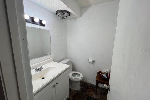 House in Bunnell, Florida 4 bedrooms, 209.4 sq.m. № 1912752 - photo 16