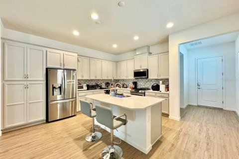 Casa en alquiler en Apollo Beach, Florida, 3 dormitorios, 167.22 m2 № 2284645 - foto 6