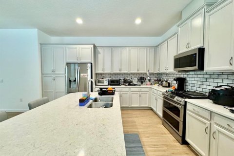 Casa en alquiler en Apollo Beach, Florida, 3 dormitorios, 167.22 m2 № 2284645 - foto 8
